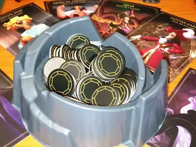 Juego de mesa Villainous monedas del poder